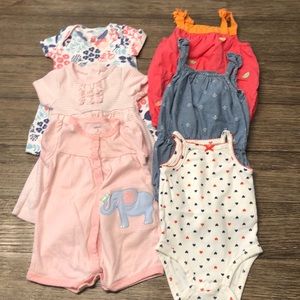 Size 3 month lot of clothes.